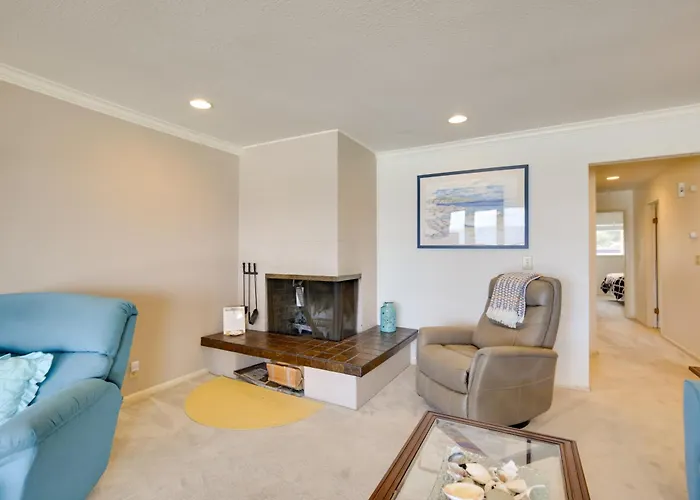 Lincoln City Vacation Rental W/ Pool & Ocean Views