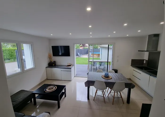 Evasion Et Confort Maison 8 Couchages Avec Piscine