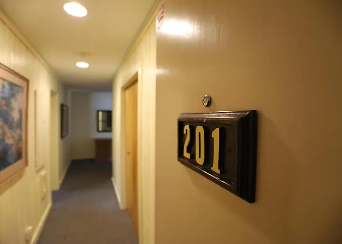 Inns Of Waterville Valley 201 Two Bedroom Unit At Inns Of Waterville Valley