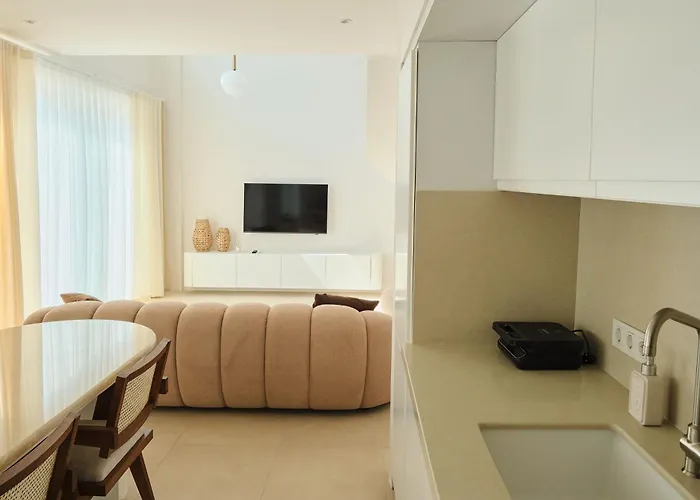 Villa Neox With 2 Pools, Jacuzzi, Sauna & Minigolf