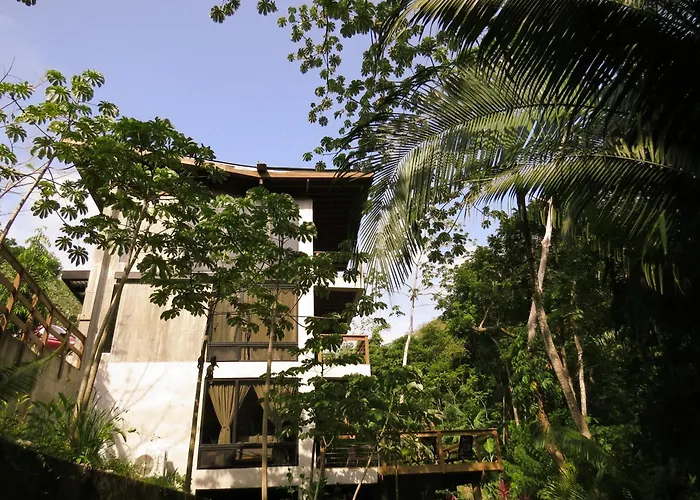Villa Con Piscina Privada, West Bay Roatan