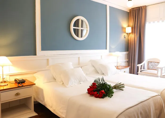 Hotel con tenis: Hotel Vostra Llar