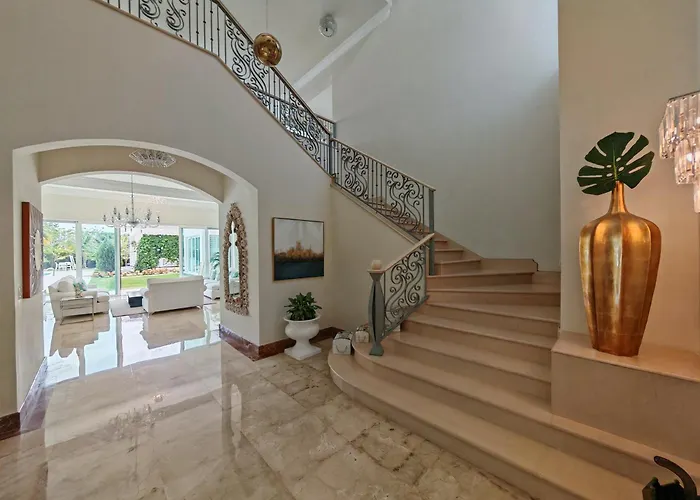 Casa De Campo Luxury Villa With Private Pool & Jacuzzi, Near Beach, Marina, Golf, Restaurants & Altos De Chavon