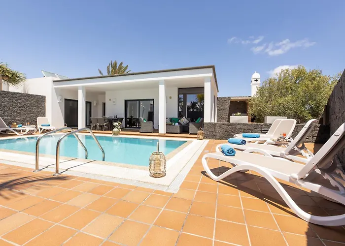 Villas Mamma Mia Pool Heat Private & Jacuzzi
