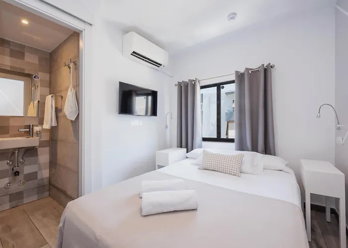 Hostal Costa