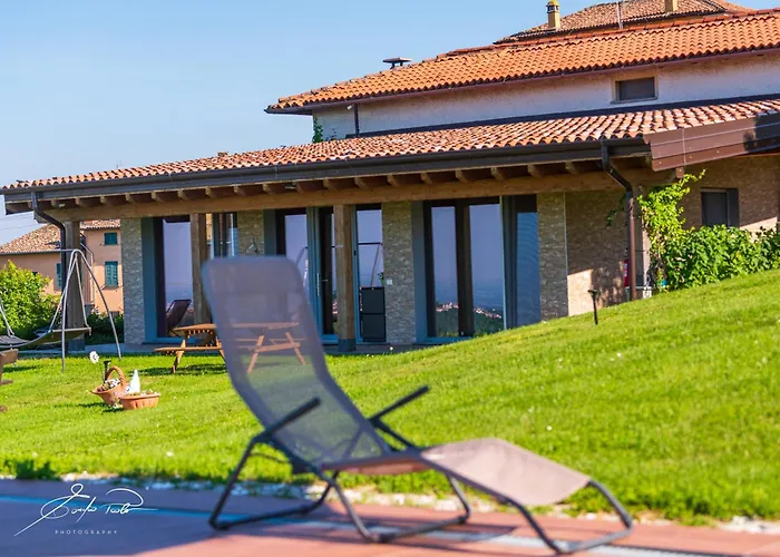 Casa Vacanza Con Piscina,Area Giochi Bambini.