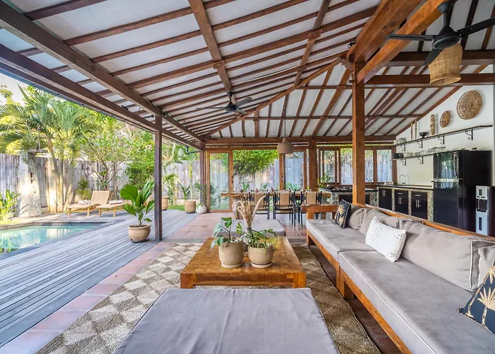 Green Diamond Tropical Private Villa