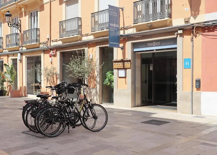 YOU&CO. J. Botánico Boutique