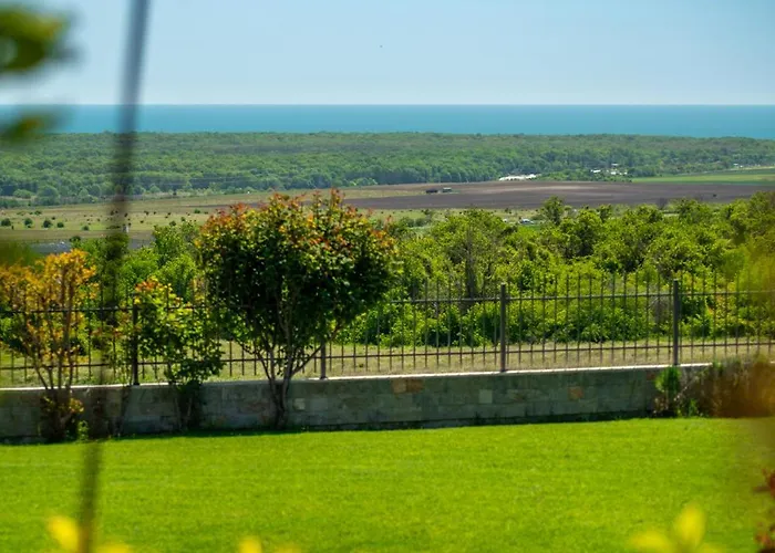 Villa Poemia- Private Villa With 4Bd, Pool And Stunning Sea View