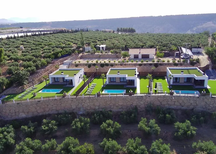 Villas de lujo con Piscina y Vistas Panorámicas a la Sierra de Cazorla