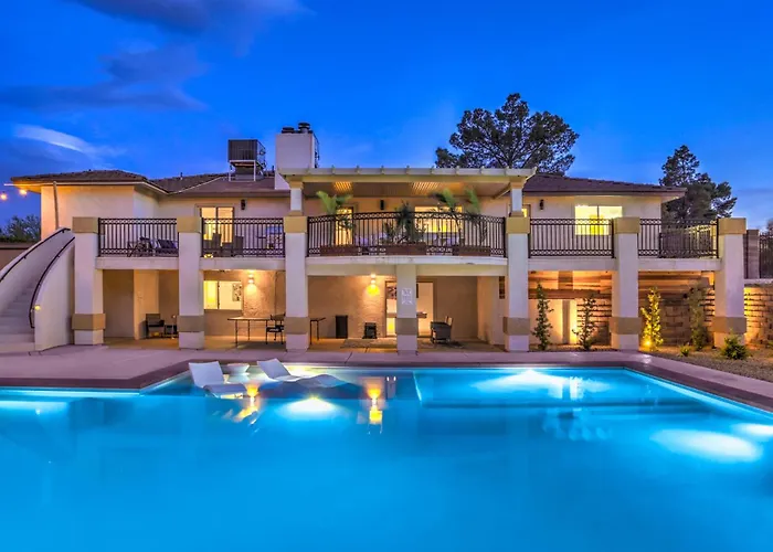 Vegas Saltwater, A Luxury Pool Villa With 5Br, Spa, Wet Deck On A Half Acre Lot