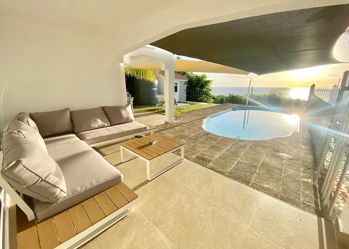 Solara West - Private Pool And Seafront