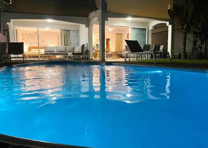 Solara West - Private Pool And Seafront
