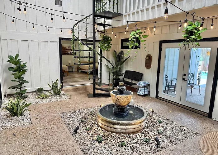 Dallas Family Fun Haus With Pool And Massive Game Room