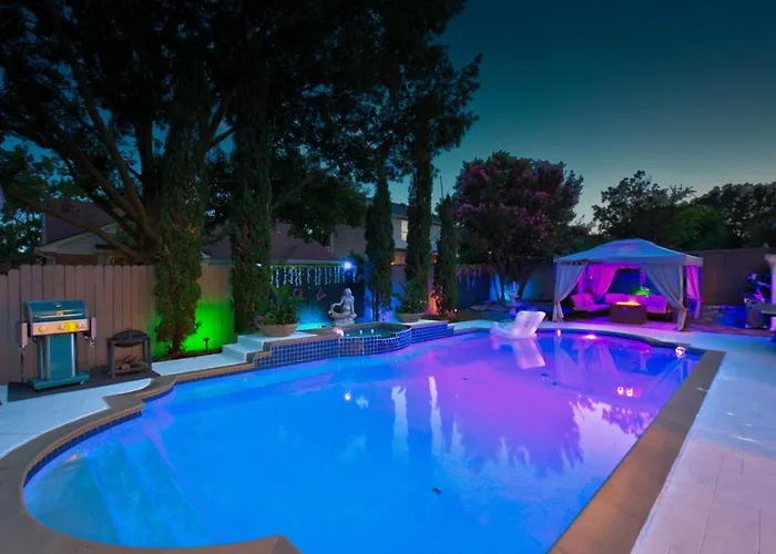 Lake-View Rowlett Escape W/ Fire Pit & Games!