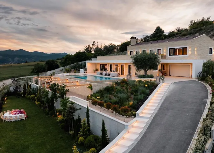 Jerina Mansion By Pikhost