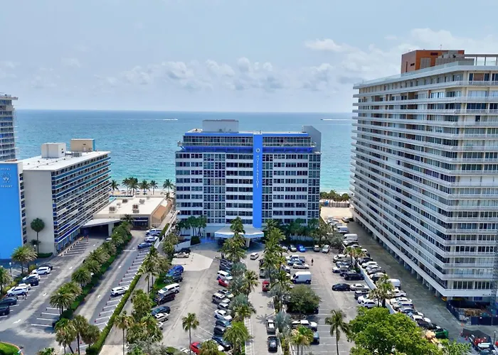 Cheap hotel: Ocean Manor Beach Resort