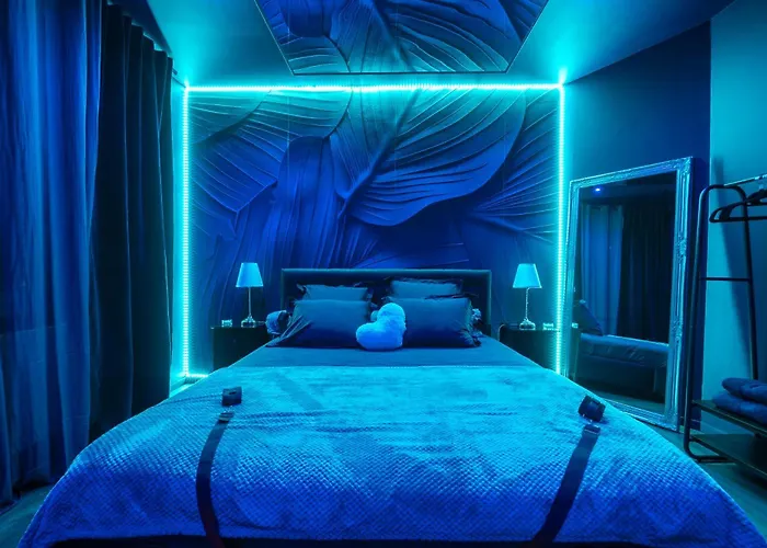Room - Luxuria