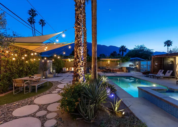 Lucy Im Home By Acme House Company