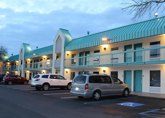Best Western Seaway Inn