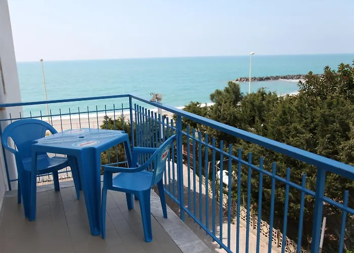 Hotel vicino al College: Grand Hotel La Tonnara