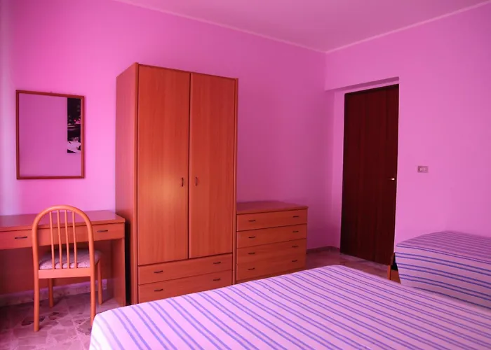 Hotel vicino al College: Grand Hotel La Tonnara