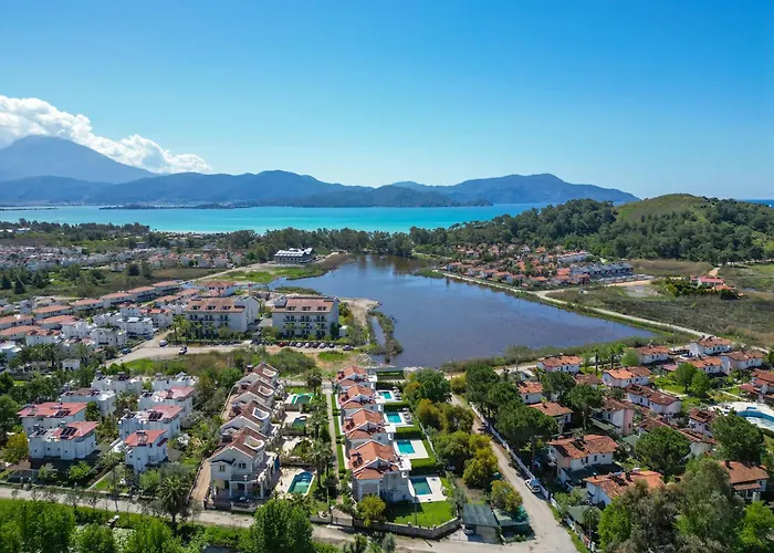 Fethiye Calista Plaja Yakin Oezel Havuzlu Luex Villa