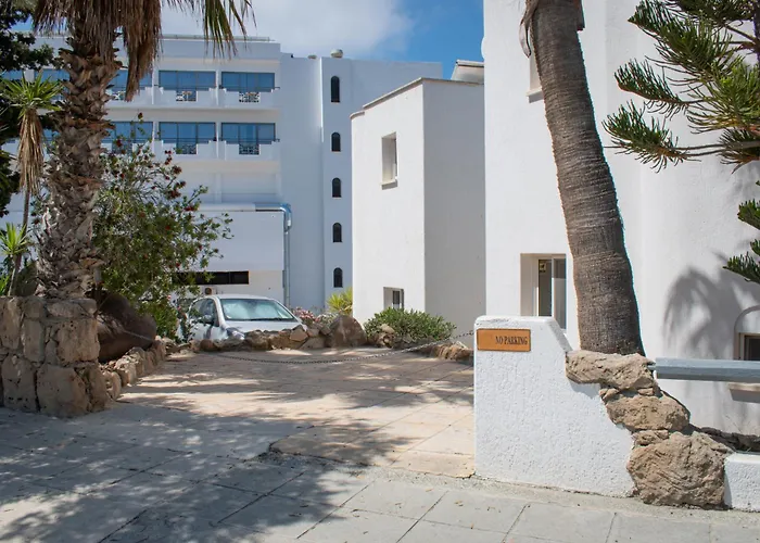 Villa Margo By The Sea