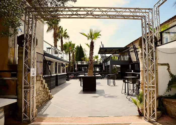 Gite, Fitness&Billard gratuit&SPA Mas la Farelle