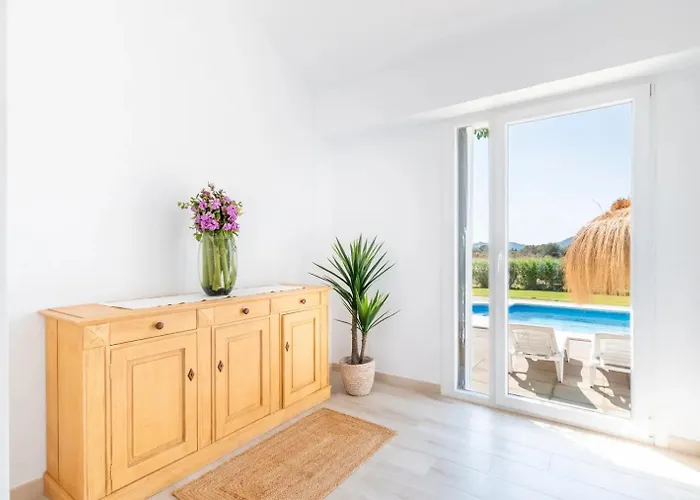 Mallorquin Oasis With Natural Pool 5Min From The Beach