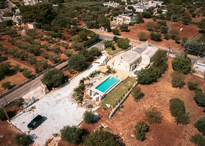 HelloAPULIA Locorotondo - Trullo dei Quattro Venti, Infinity Pool, 5 Min drive from old town
