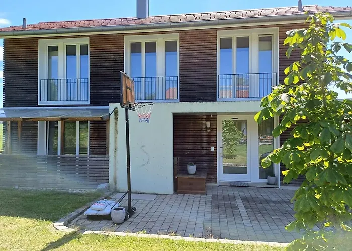 Komplettes Wellnesshaus Mit Freiem Blick