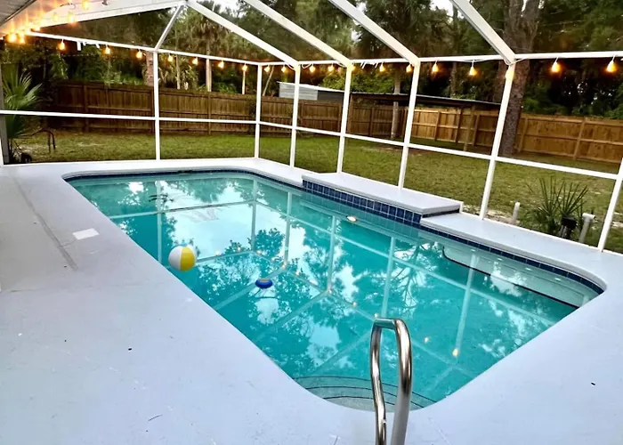 Pets Ok! Heated Pool Mins To 3 Sisters Spring!