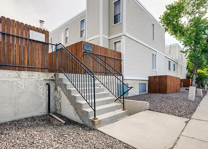 8 Mi To Dtwn Denver: Groovy Pet-Friendly Condo