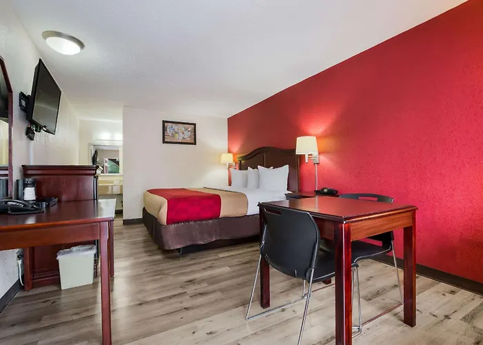 Econo Lodge Williamsburg Historic Area