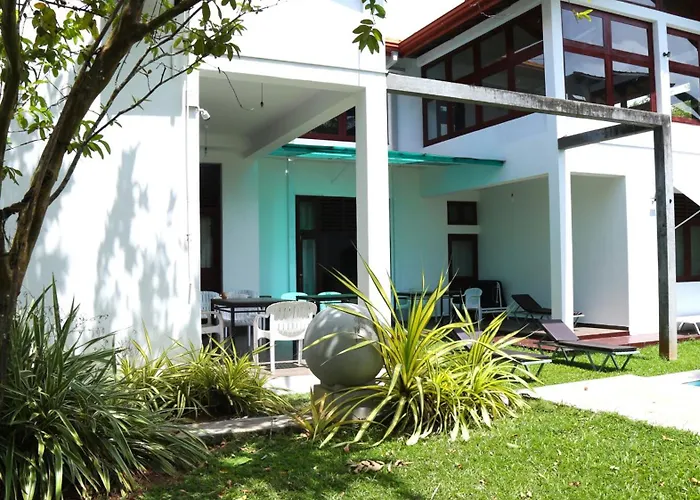 Harris Villa