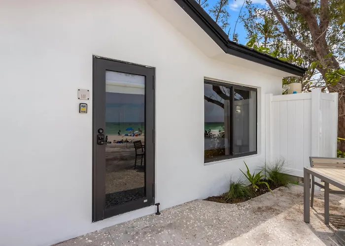 Central hotel: Seabreeze At Anna Maria Island Inn