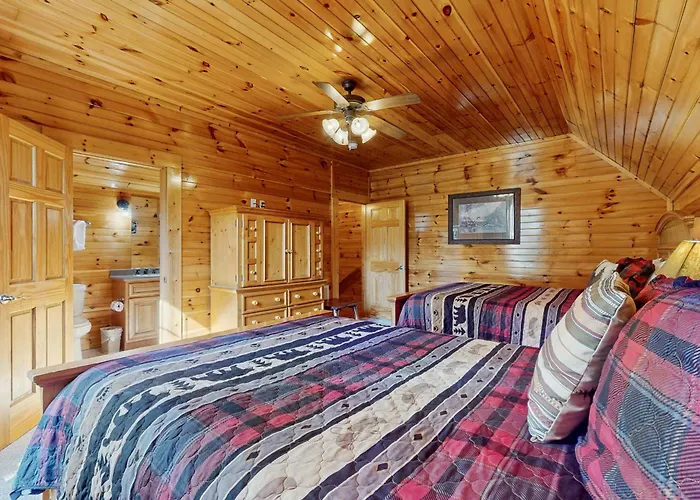 Villa: Black Bear Hideaway Cabin