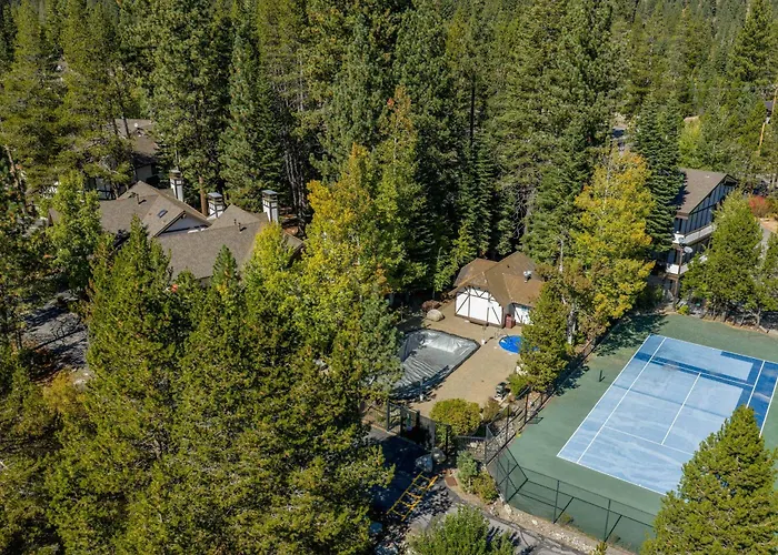 2Bdr Condo - Three Minutes To Olympic Valley!