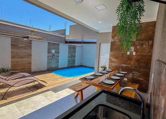 Casa com piscina em Foz do Iguaçu-PR