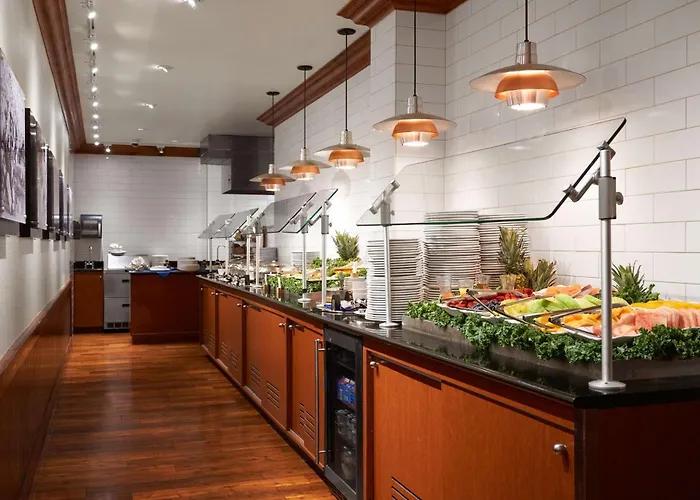 Resort: Doubletree By Hilton Hotel Dallas - Love Field