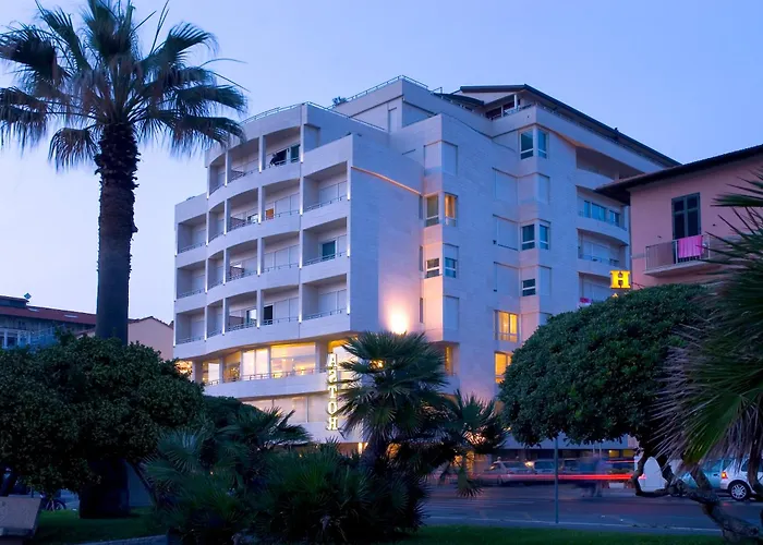 Hotel Sina Astor