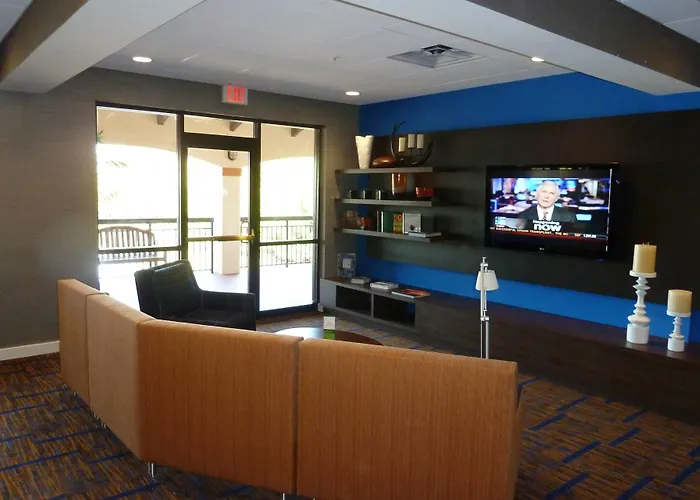 Family Friendly Hotels Courtyard By Marriott Key West Waterfront