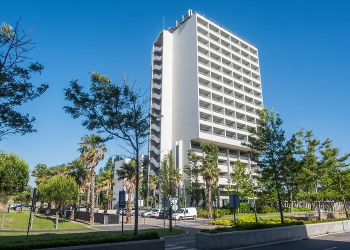 The Pearl Troia