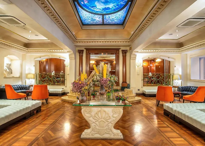 River Palace Hotel