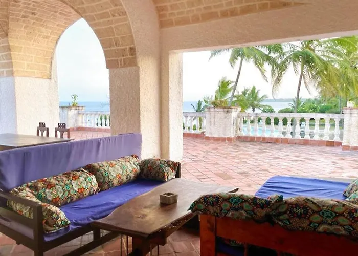 Beachfront Villa, Bofa Rd Kilifi