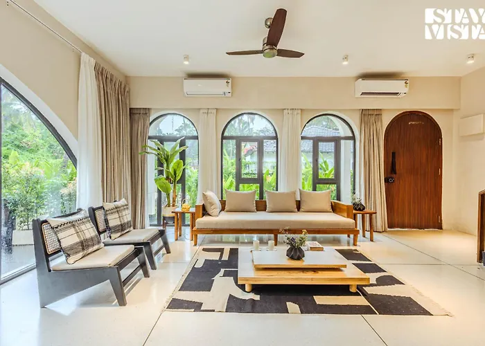 Stayvista At Casa Lumina With Pool & Lawn