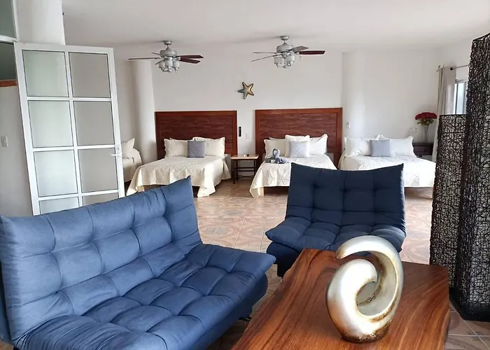 Oceanfront 4Br 20 Pax