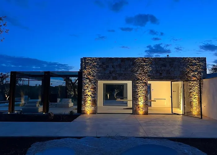 Trullo Nomad glass cube