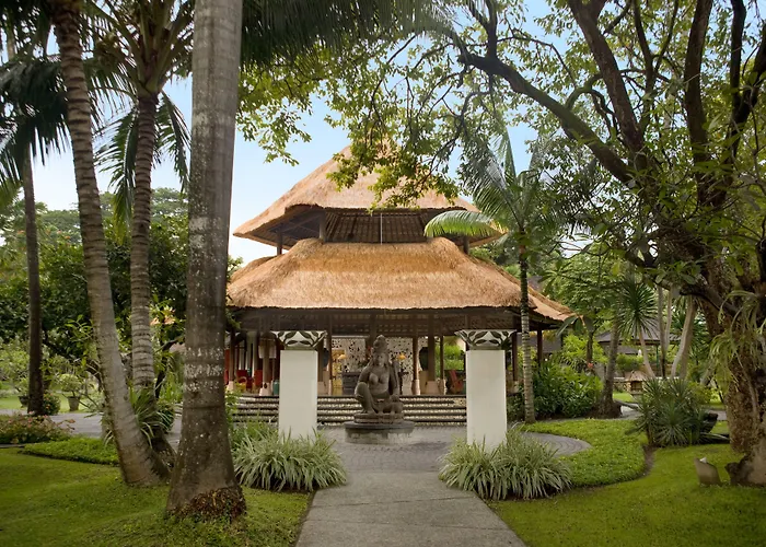 Segara Village Hotel